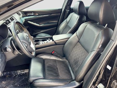 Used 2021 Nissan Maxima SR w/ Sport Mat Group image 22