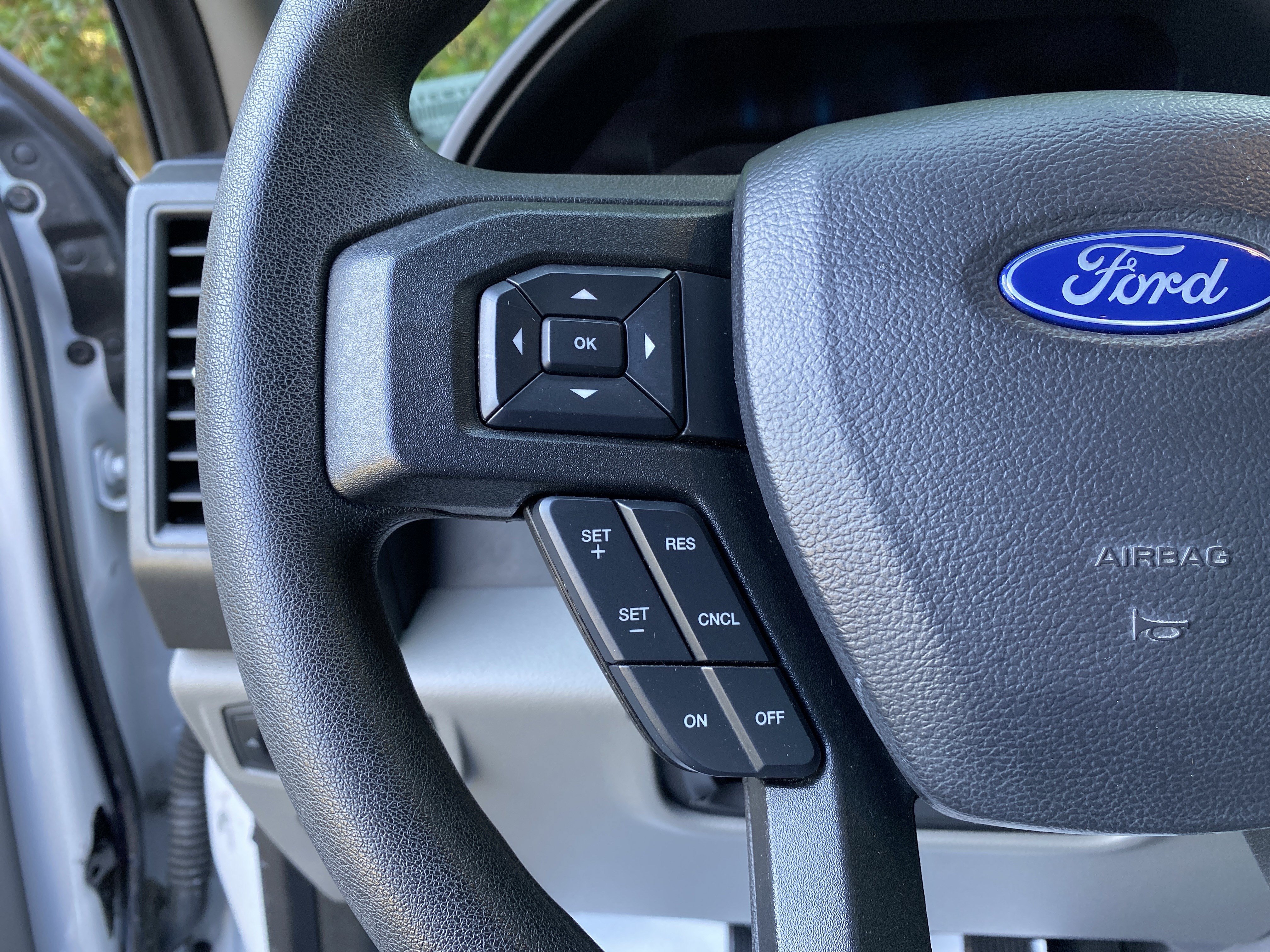 Used 2019 Ford F250 XL w/ STX Appearance Package AWD/4WD image 23