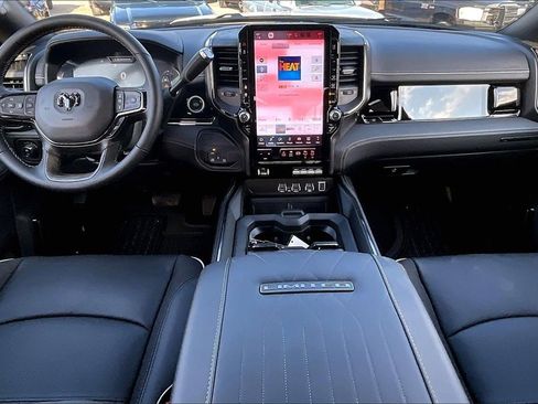 New 2026 RAM 2500 Limited w/ Towing Technology Group image 5