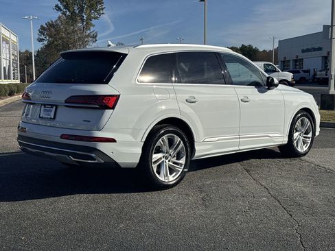 Used 2023 Audi Q7 3.0T Prestige w/ Prestige Package image 10