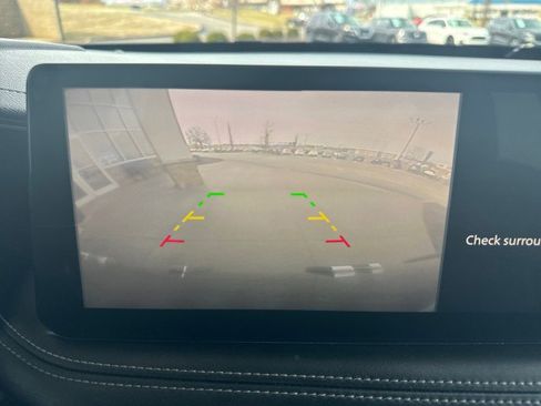 Used 2023 INFINITI QX60 Pure image 16