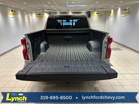 New 2026 Chevrolet Silverado 1500 ZR2 image 25