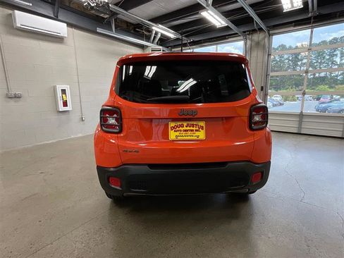 Used 2016 Jeep Renegade 75th Anniversary AWD/4WD image 4