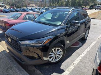 Certified 2022 Toyota Corolla Cross LE w/ Moonroof Package video 1