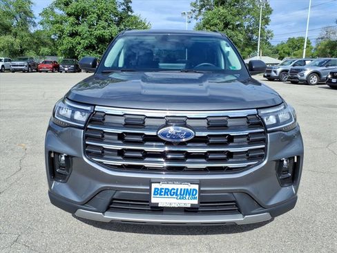 Used 2026 Ford Explorer Active w/ Active Comfort Package AWD/4WD image 9