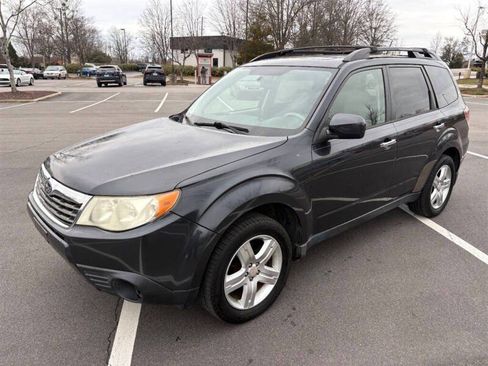 Used 2010 Subaru Forester 2.5X Premium AWD/4WD image 1
