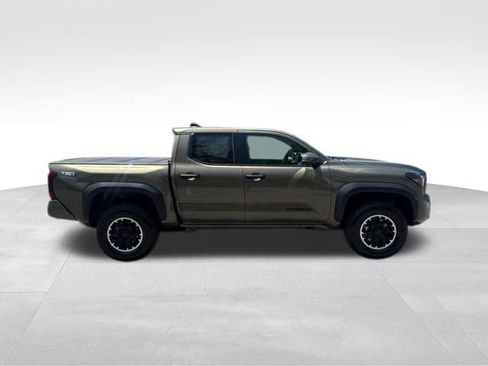 New 2026 Toyota Tacoma TRD Off-Road AWD/4WD image 6