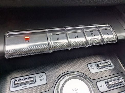 New 2026 Lincoln Nautilus Premier image 15