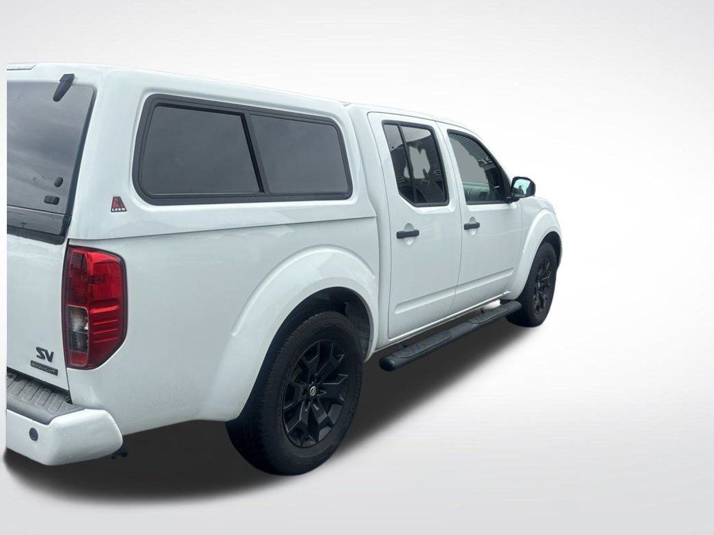 Used 2020 Nissan Frontier SV w/ Midnight Edition Floor Mats RWD image 11