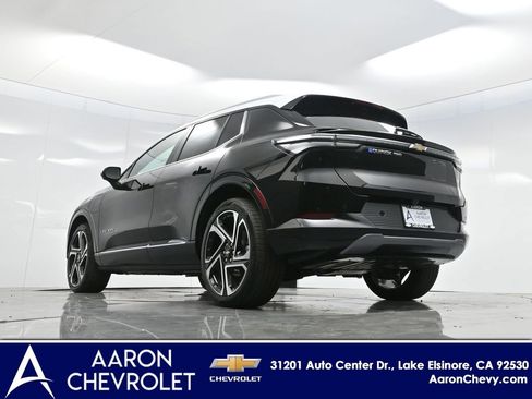 New 2025 Chevrolet Equinox EV LT image 47
