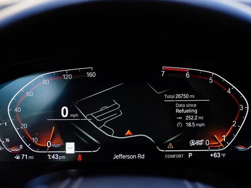 Used 2022 BMW 530i xDrive w/ M Sport Package image 15