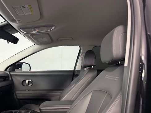 Used 2025 Hyundai Ioniq 5 SEL RWD image 18