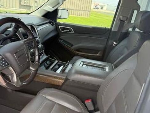Used 2019 GMC Yukon Denali w/ Open Road Package AWD/4WD image 11