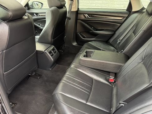 Used 2019 Honda Accord EX-L image 17