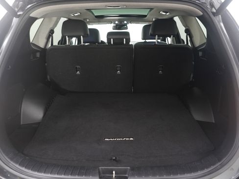 Used 2020 Hyundai Santa Fe Limited image 9