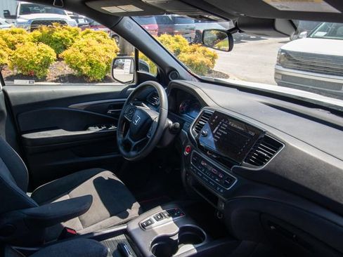 Used 2022 Honda Pilot Sport image 16