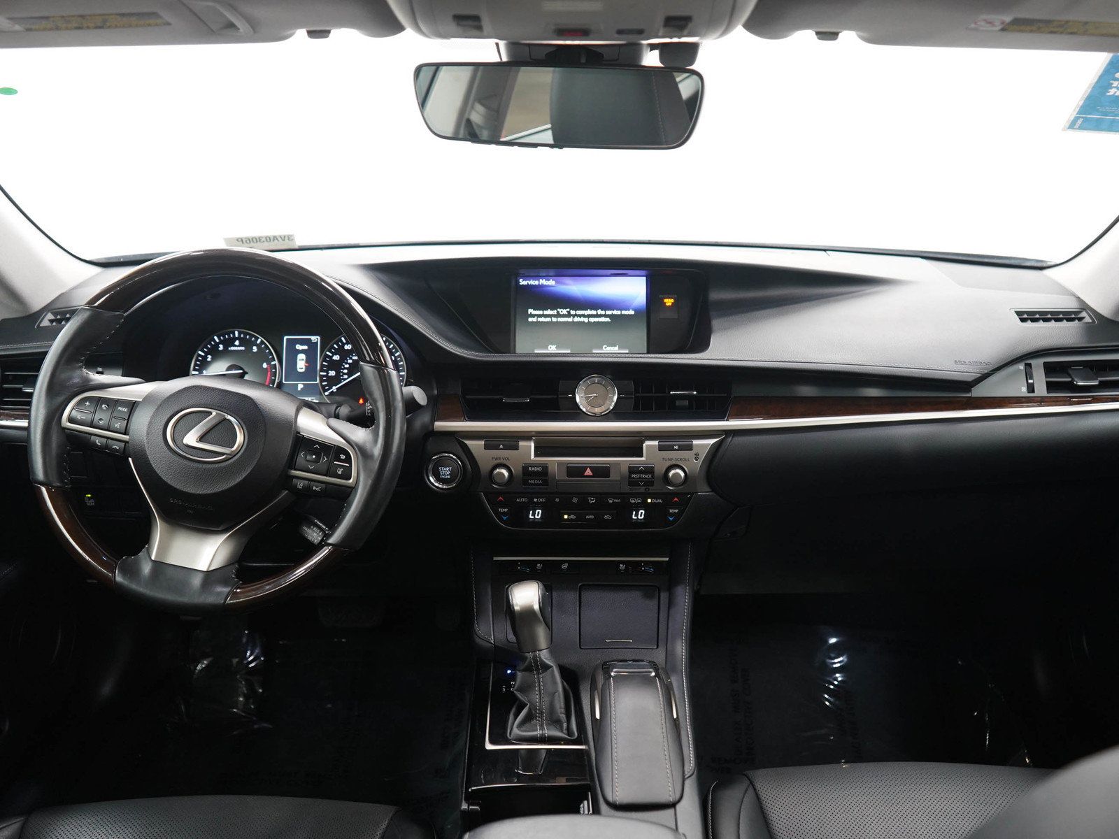 Used 2018 Lexus ES 350 w/ Navigation System Package FWD image 13