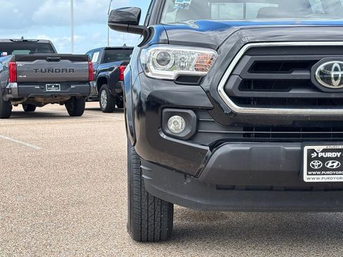 Used 2023 Toyota Tacoma SR5 RWD image 4