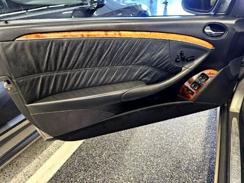 Used 2005 Mercedes-Benz CLK 500 2dr Cabriolet 5.0L image 22