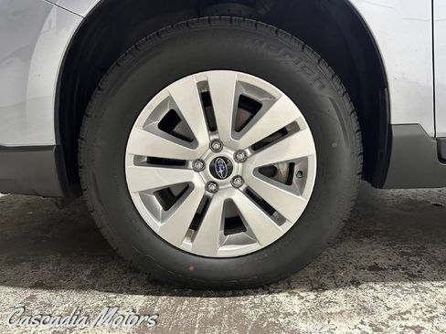Used 2017 Subaru Outback 2.5i AWD/4WD image 29