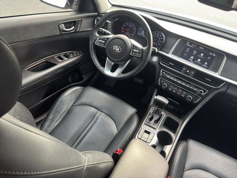 Used 2020 Kia Optima Premium FWD image 11