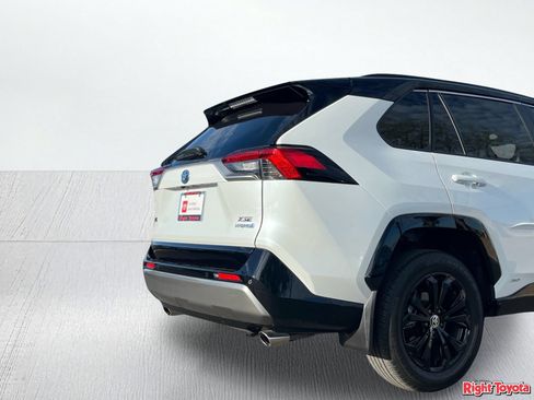 Certified 2024 Toyota RAV4 XSE w/ Advanced Technology Package AWD/4WD image 12