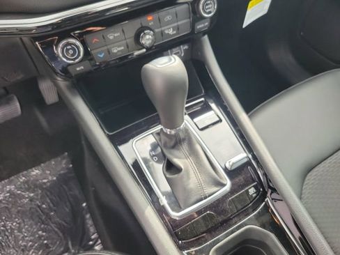 New 2026 Jeep Compass Latitude image 26