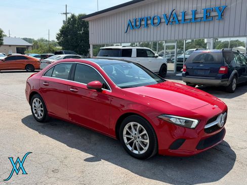 Used 2019 Mercedes-Benz A 220 image 1