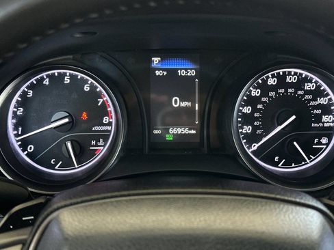 Used 2024 Toyota Camry SE FWD image 21