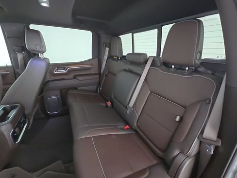 Used 2024 GMC Sierra 1500 Denali w/ Denali Reserve Package AWD/4WD image 31