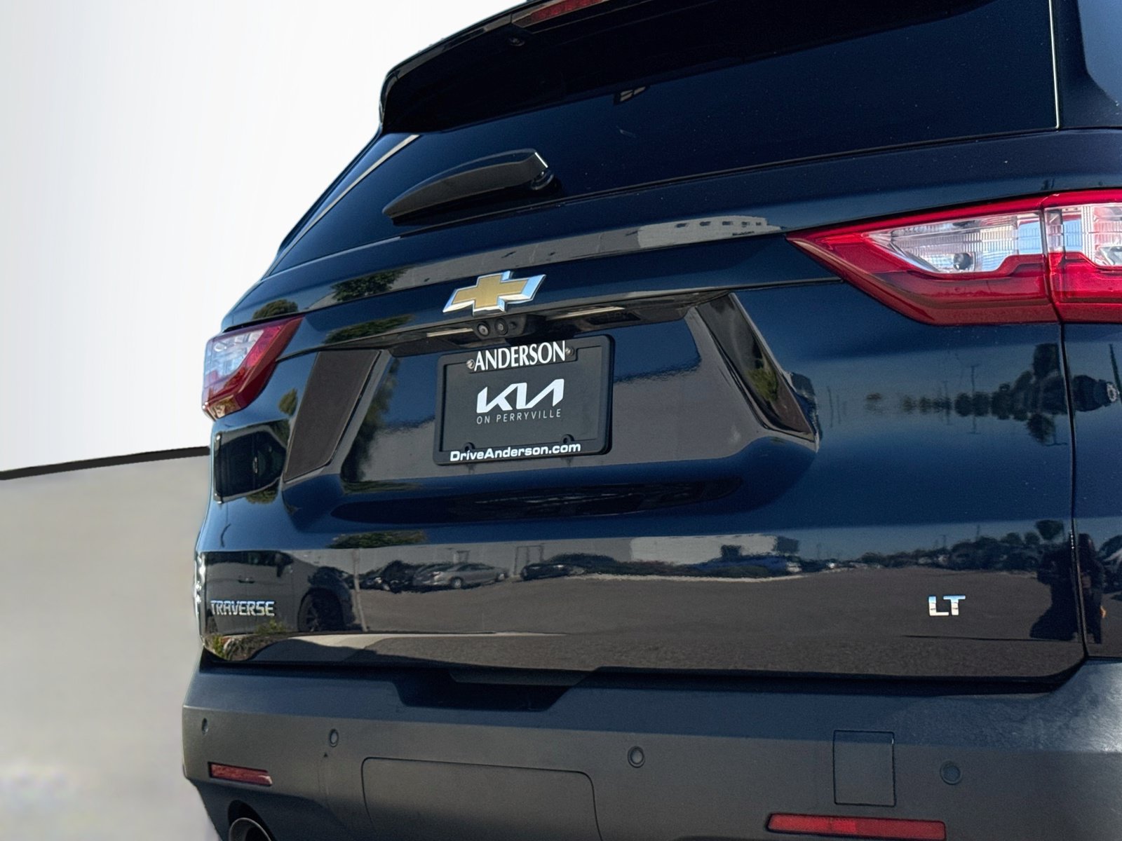 Used 2020 Chevrolet Traverse LT w/ LT Premium Package FWD image 6