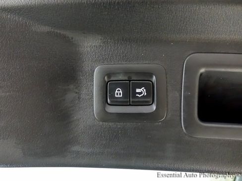 Used 2024 MAZDA CX-90 Plug-In Hybrid w/ Premium Pkg image 26