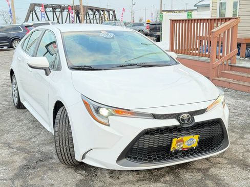 Used 2021 Toyota Corolla LE image 71