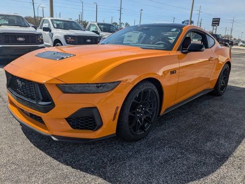 New 2026 Ford Mustang GT Premium w/ GT Performance Package image 9