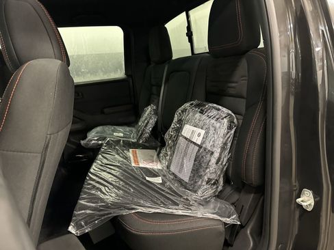 New 2026 Nissan Frontier PRO-4X w/ Pro-4x Convenience Package image 22