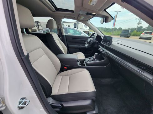 Used 2024 Honda CR-V EX image 9