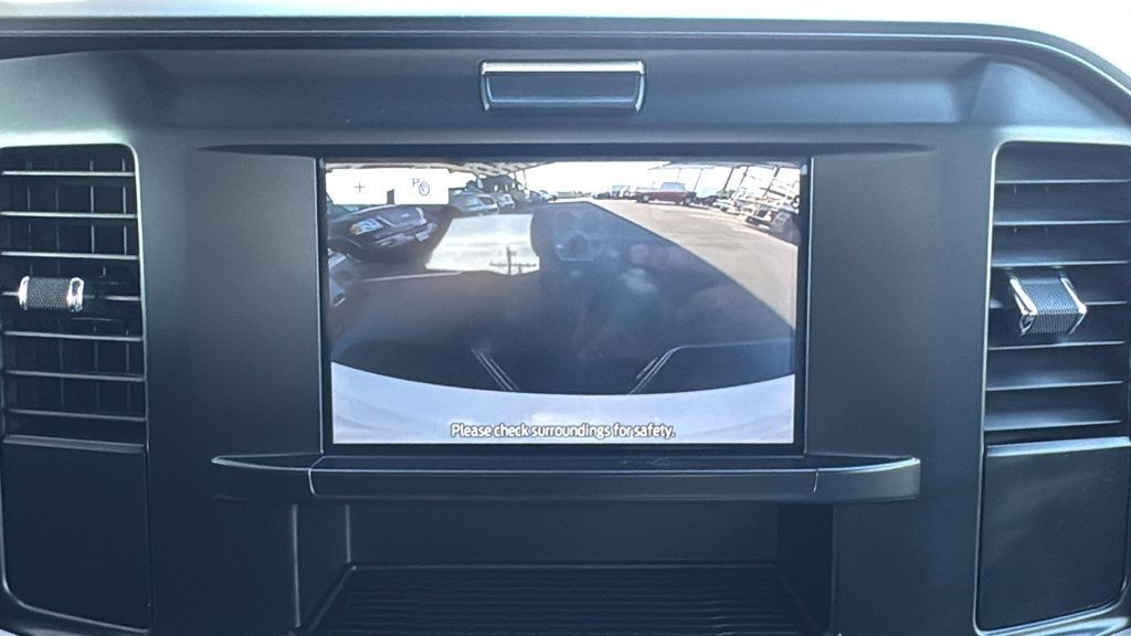 Certified 2025 Ford F250 XL w/ XL Chrome Package RWD image 17