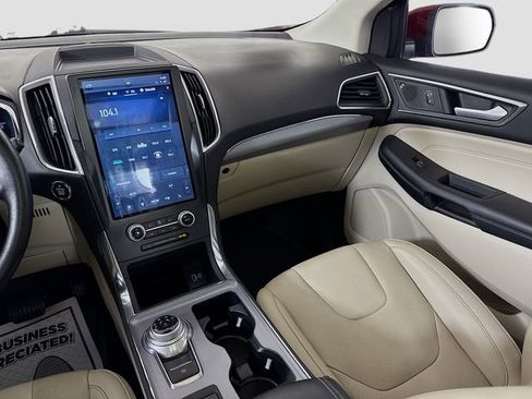 Used 2021 Ford Edge Titanium w/ Equipment Group 301A image 23