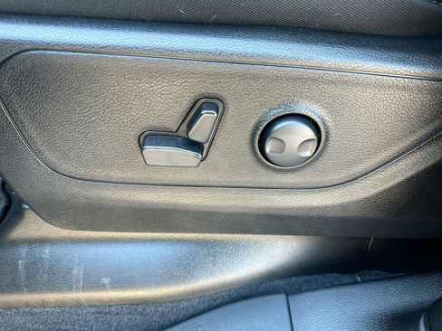 Used 2025 RAM 1500 Lone Star RWD image 12