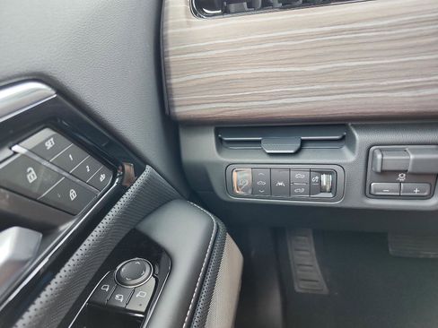 New 2025 GMC Sierra EV Denali image 21