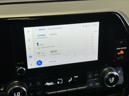 Used 2024 Toyota Highlander XLE FWD image 57