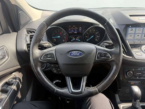 Used 2017 Ford Escape Titanium FWD image 16
