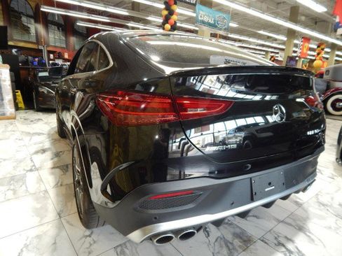 Used 2024 Mercedes-Benz GLE 53 AMG 4MATIC Coupe w/ Driver Assistance Package image 9