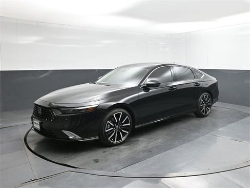 New 2025 Honda Accord Touring image 34