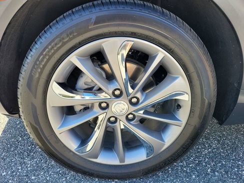 Used 2023 Buick Encore GX Essence w/ Experience Buick Package image 17