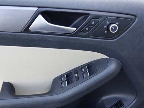 Used 2014 Volkswagen Jetta TDI FWD image 62