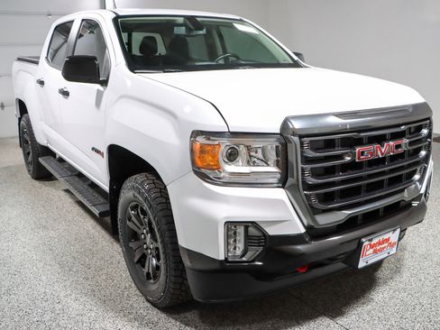 Used 2022 GMC Canyon AT4 image 5