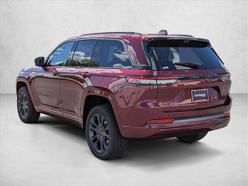 New 2026 Jeep Grand Cherokee Limited AWD/4WD image 8