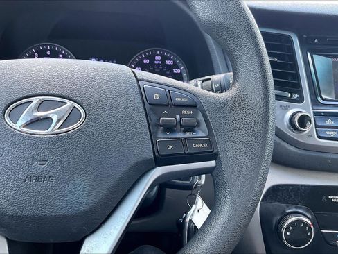 Used 2016 Hyundai Tucson SE w/ Option Group 02 AWD/4WD image 23