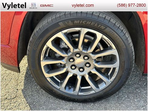 Certified 2023 GMC Acadia Denali w/ Denali Ultimate Package image 7